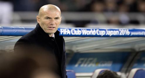 تقرير.. زيدان يواصل حصد الألقاب والارقام القياسية مع ريال مدريد في عام لا ينسى